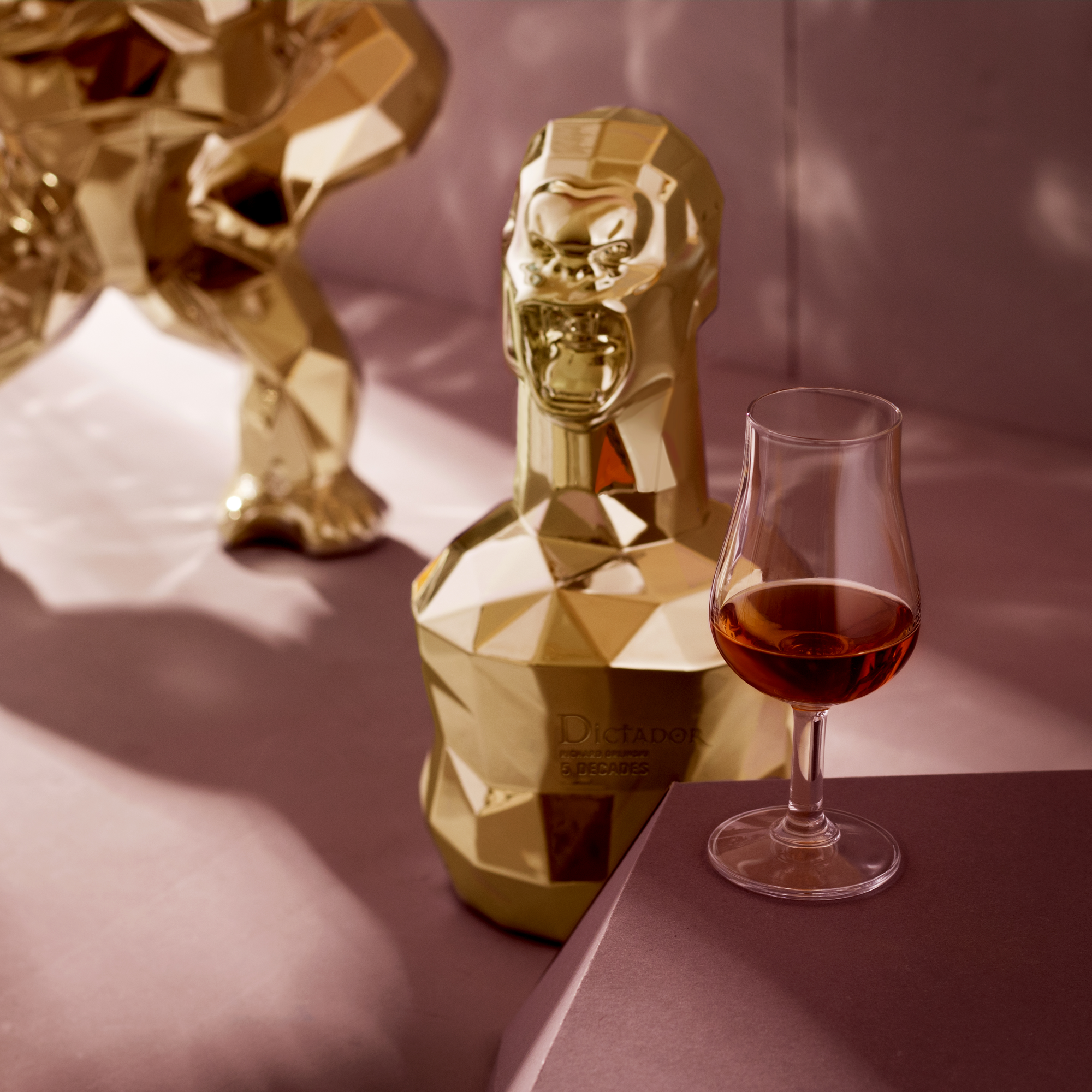 Dictador x Richard Orlinski 5 Decades <h5>Model RO Gold</h5> - Image 6